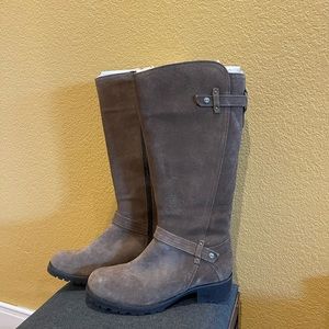 Ugg Women’s Jillian Suede Riding Boots